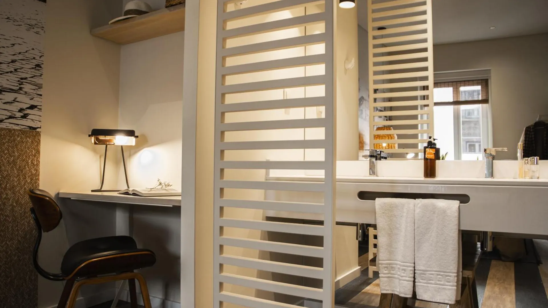 Room Select Liberdade Lisbon Hotel
